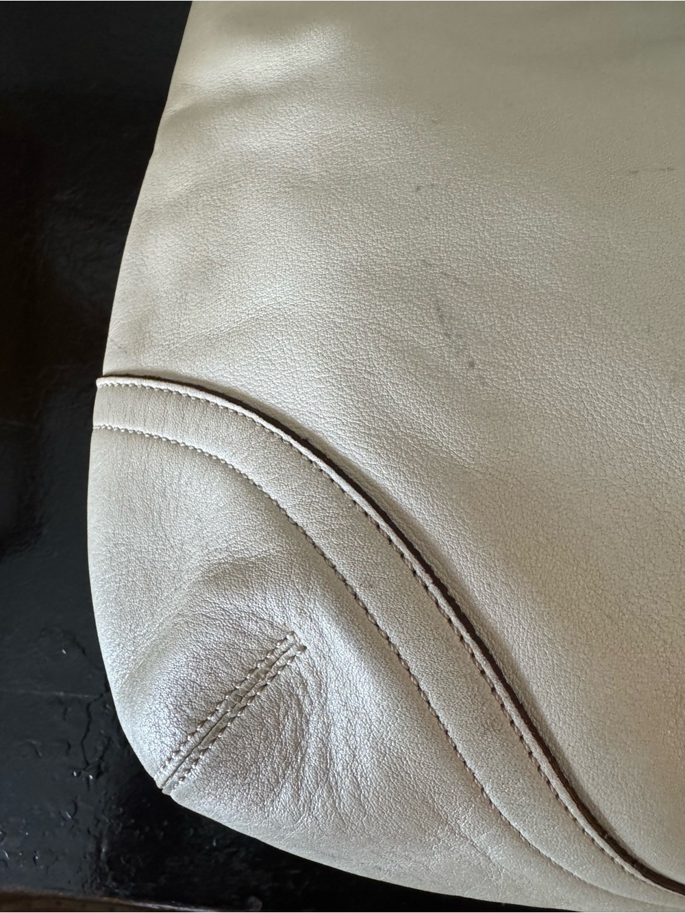 Vintage 2003 COACH Legacy SoHo
Hobo #9249 Leather Eggshell Handbag - Picture 13 of 15